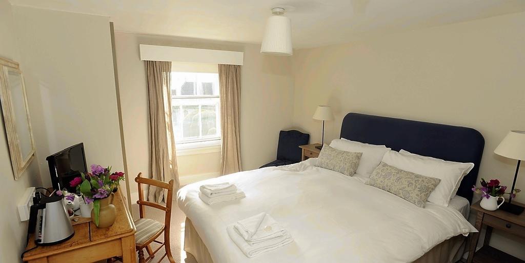 The Falcon Inn Painswick Eksteriør billede