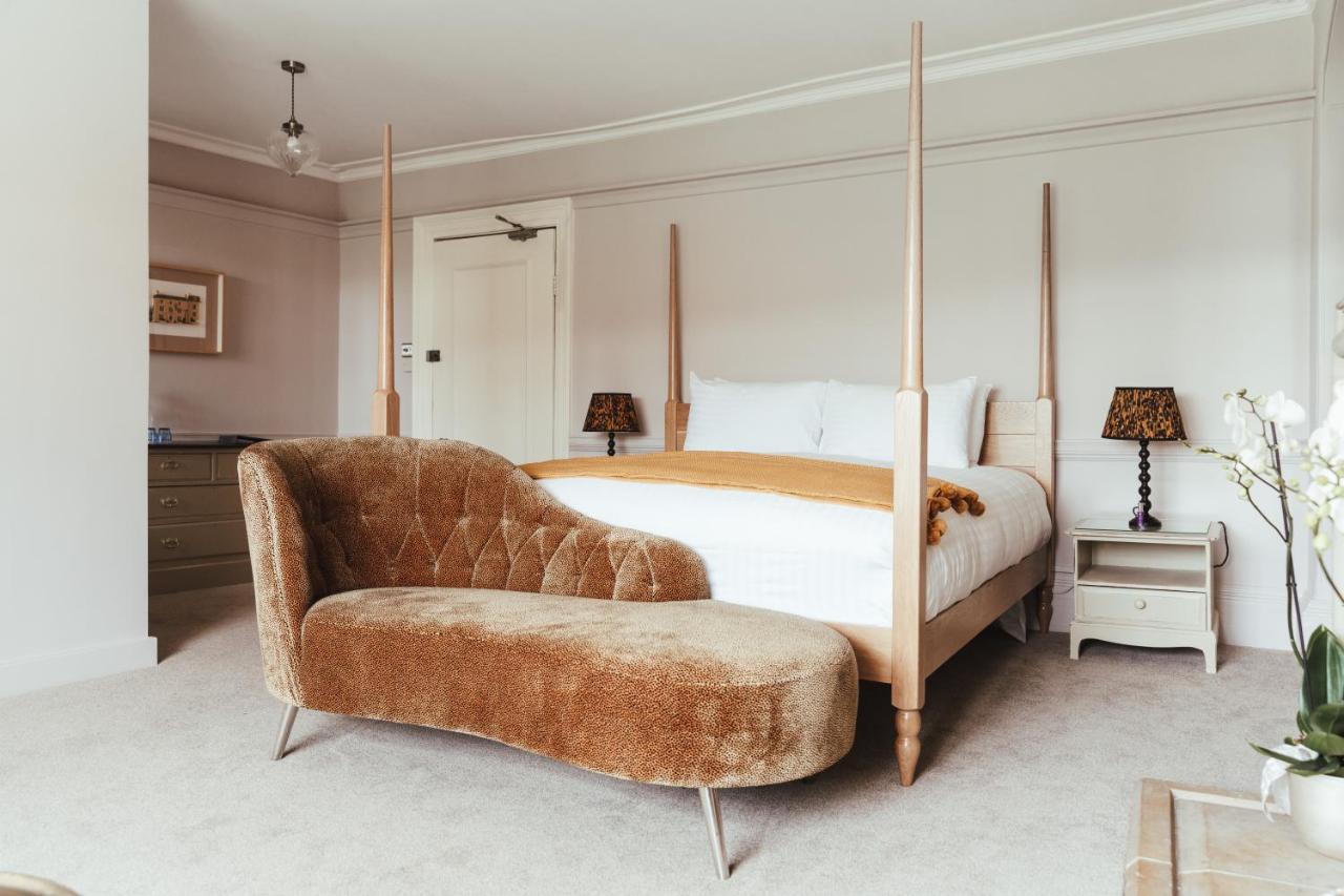 The Falcon Inn Painswick Eksteriør billede